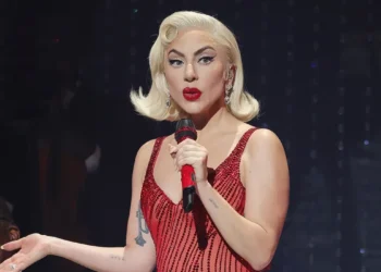 Man Who Grabbed Ariana Grande Removed From Lady Gaga Concert