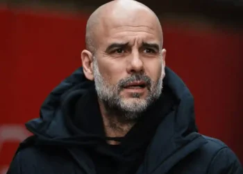 Pep Guardiola Praises Man City Players for Staying Disciplined