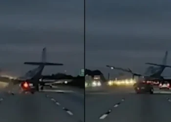 Plane Crash-Lands on Car in Florida in Shocking Video