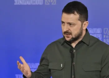 Zelensky Signals Peace Talks Leaves Decision to Putin