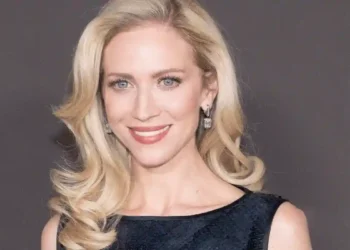 Brittany Snow Hints at a Major Death in Hunting Wives Season 2 at the Golden Globes