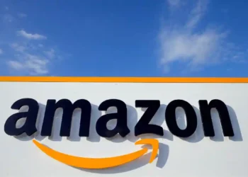 Amazon Worker Dies at Oregon Warehouse While Operations Continued Around Body